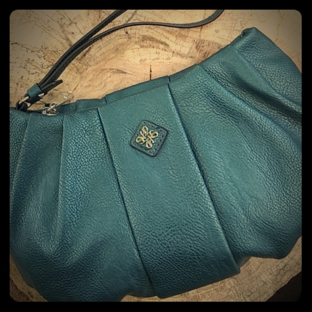 Simply Vera Vera Wang wristlet
